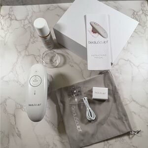 White Body Contouring Device